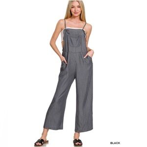NWT zenana Women's Large Black Denim Overalls